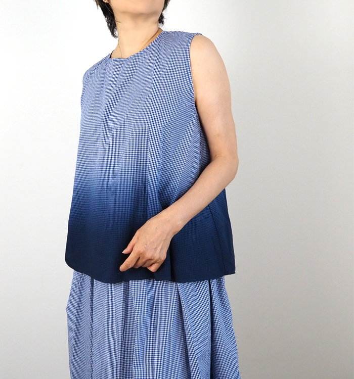 MidiUmi グラデーションダイノースリーブシャツ ブルー フロント