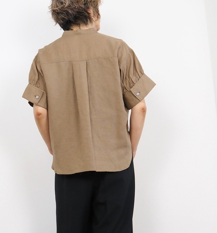 Boutique Ordinary パフスリーブ バンドカラーブラウス