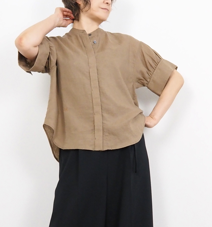 Boutique Ordinary パフスリーブ バンドカラーブラウス